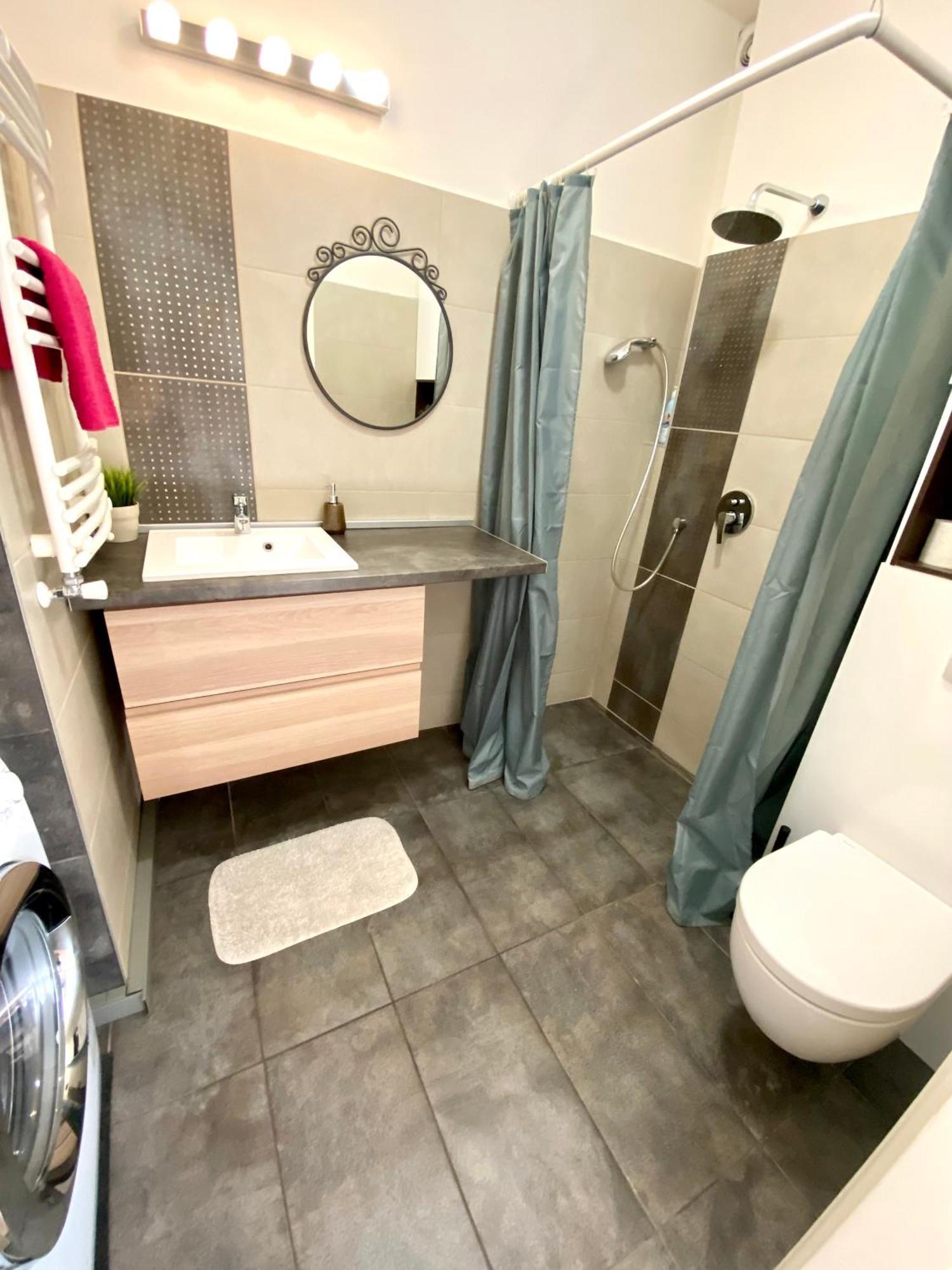 B32 Gellert Apartment Βουδαπέστη Εξωτερικό φωτογραφία